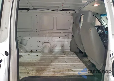 2014 Ford Econoline E250 Van z USA, uszkodzony, nr VIN 1FTNE2EL1EDA49293